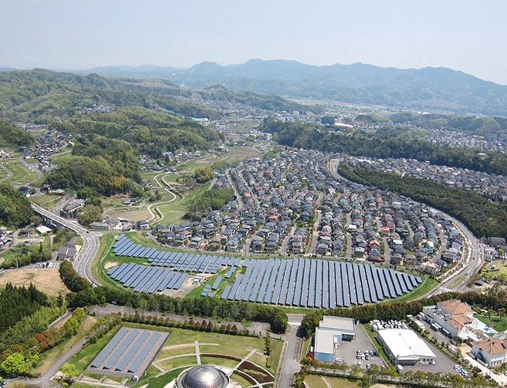 太陽光発電（近鉄大分高江ソーラー発電所）