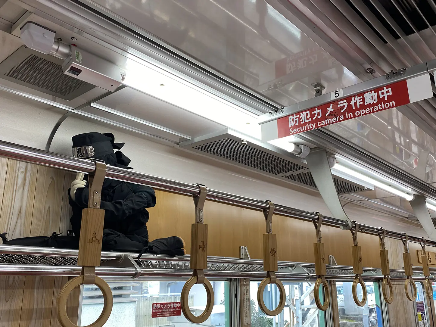 車内防犯カメラ