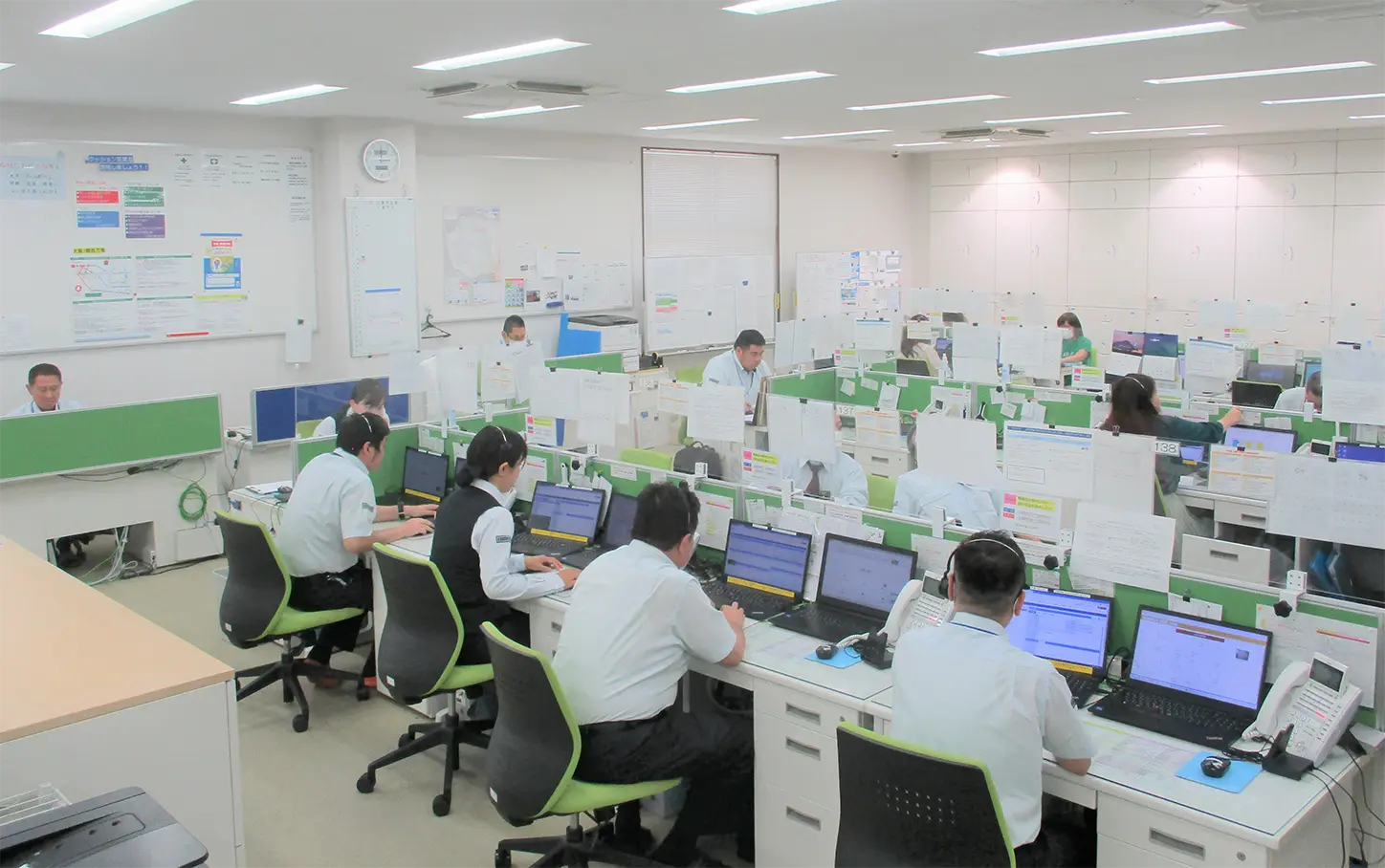 近鉄電車テレフォンセンター