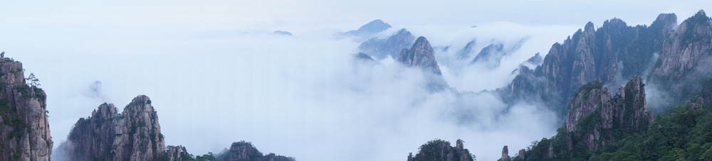 黄山の雲海（安徽省黄山市）